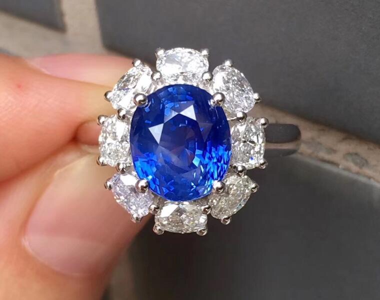 Buy Sri Lankan Sapphires Ring