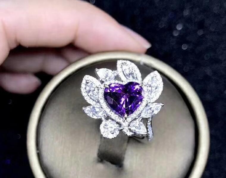 Sri Lankan Purple Sapphire Ring